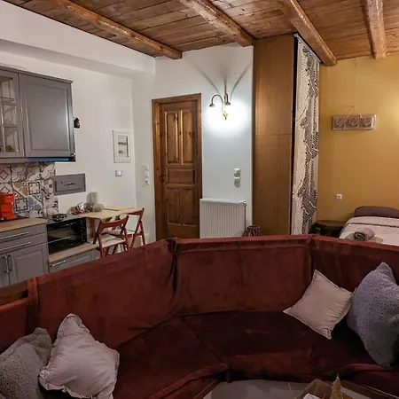Diminio 3 Apartment At Livadi Arachova Exterior photo